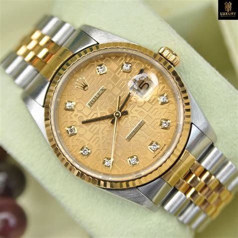 giá đồng hồ rolex chính hãng.